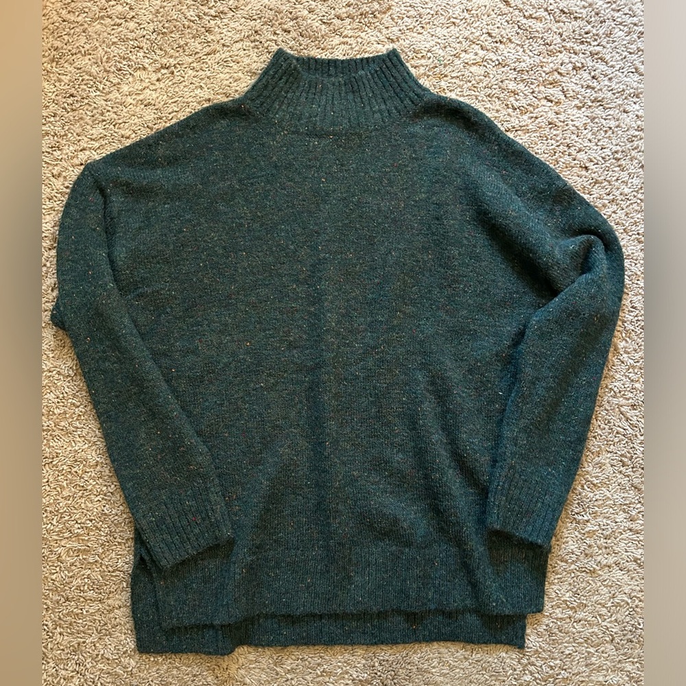Turtle neck sweater